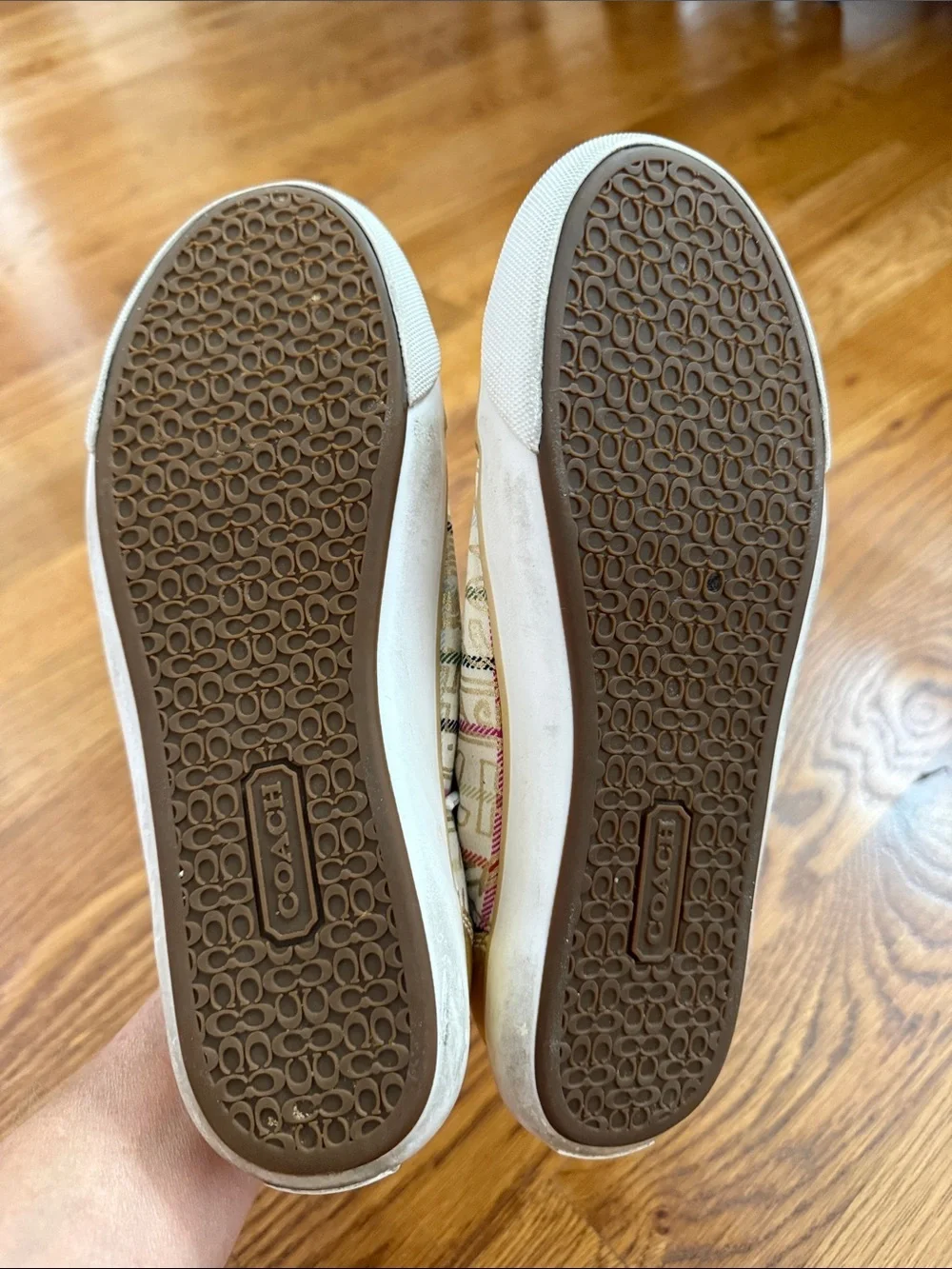 Coach Barrett multi color Plaid Logo Sneakers Gold Trim Women’s Size 7.5B